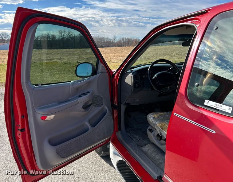 image for item NE9664 1997 Ford  F150 SuperCab pickup truck