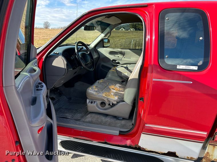image for item NE9664 1997 Ford  F150 SuperCab pickup truck