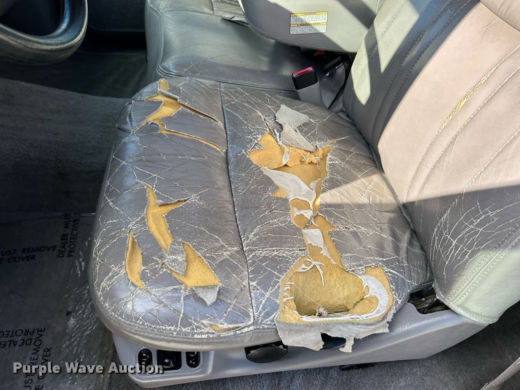 image for item NE9664 1997 Ford  F150 SuperCab pickup truck