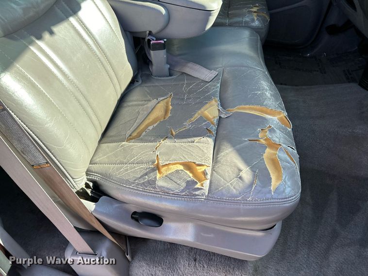 image for item NE9664 1997 Ford  F150 SuperCab pickup truck