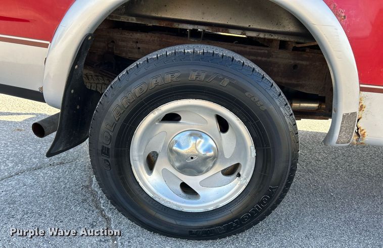 image for item NE9664 1997 Ford  F150 SuperCab pickup truck