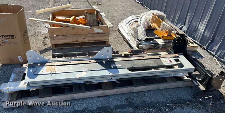 image for item NE9724 Labrie miscellaneous parts