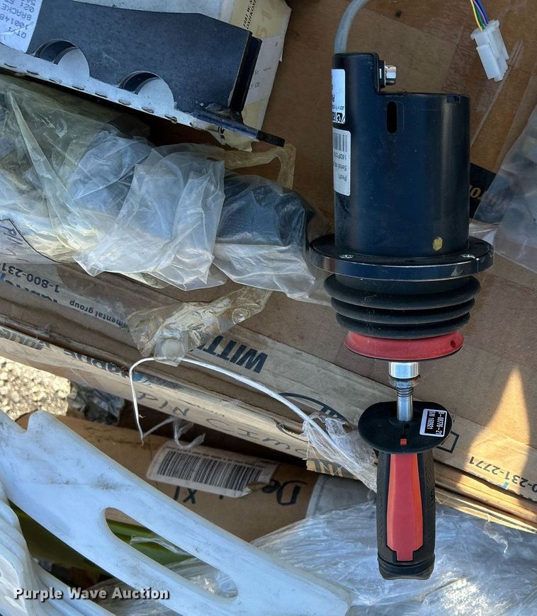 image for item NE9724 Labrie miscellaneous parts