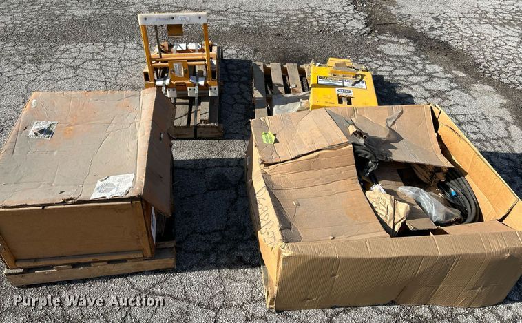 image for item NE9724 Labrie miscellaneous parts