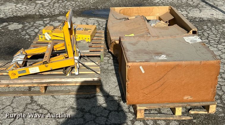 image for item NE9724 Labrie miscellaneous parts