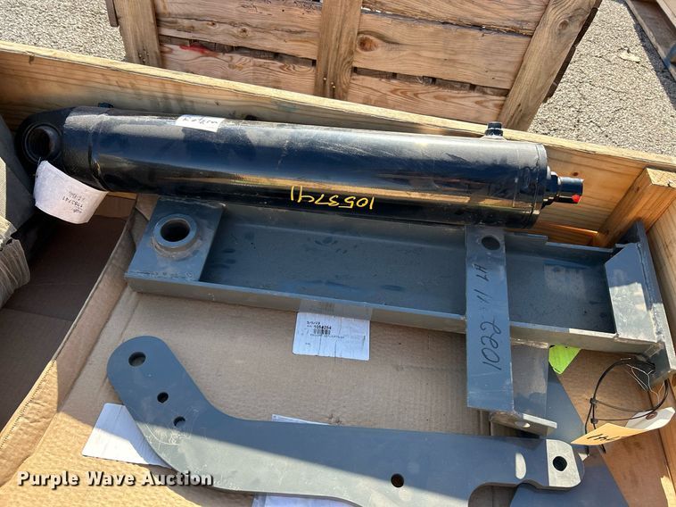 image for item NE9725 Elgin Federal Miscellaneous sweeper parts