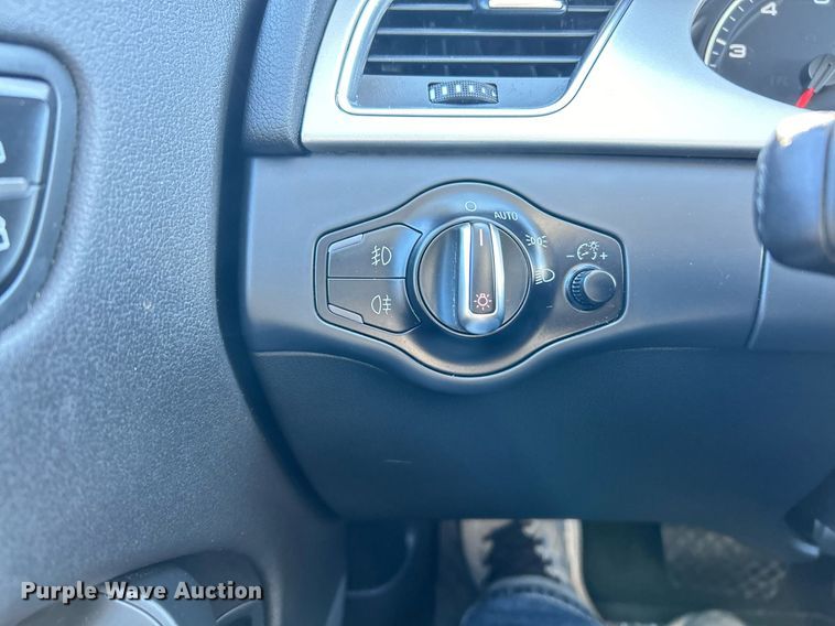 image for item NE9733 2012 Audi  A4 