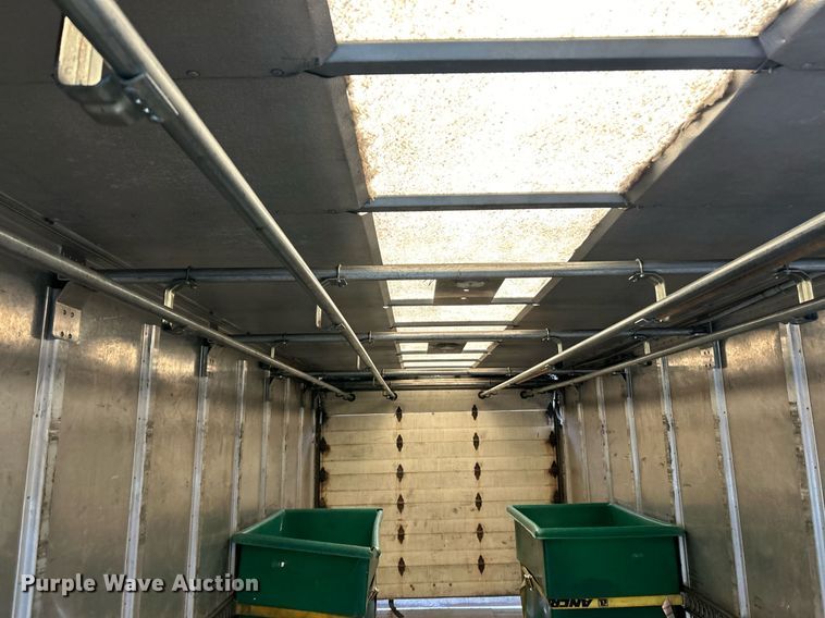 image for item NE9744 2005 Freightliner MT45 delivery truck