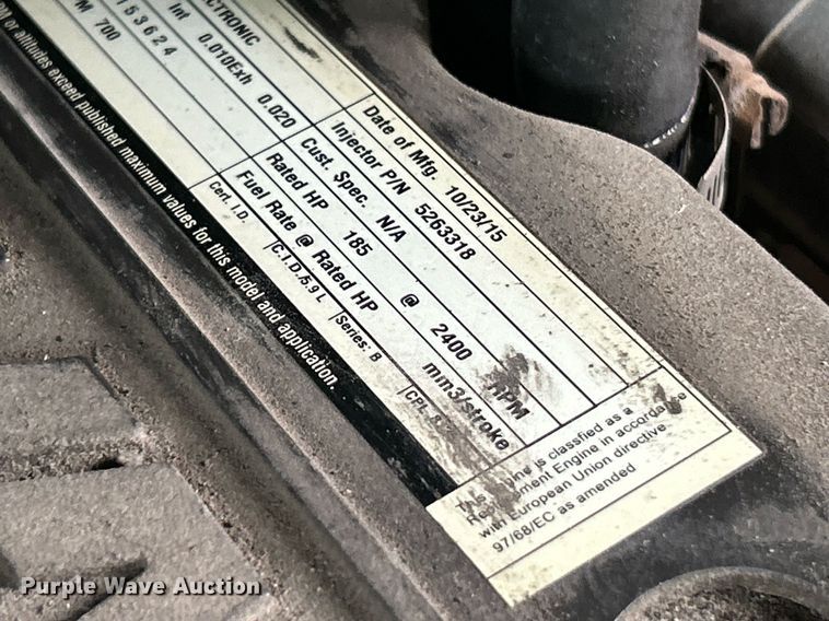 image for item NE9744 2005 Freightliner MT45 delivery truck