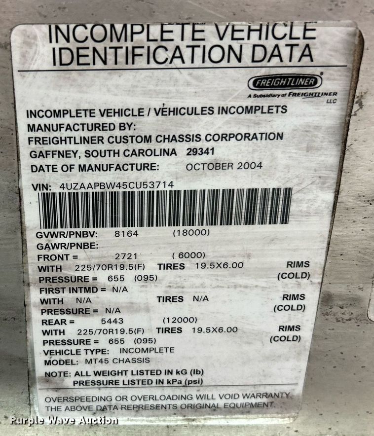 image for item NE9744 2005 Freightliner MT45 delivery truck