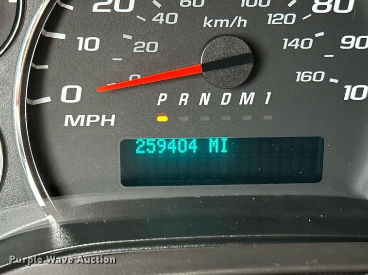 image for item NE9759 2014 Chevrolet Express 4500 box truck