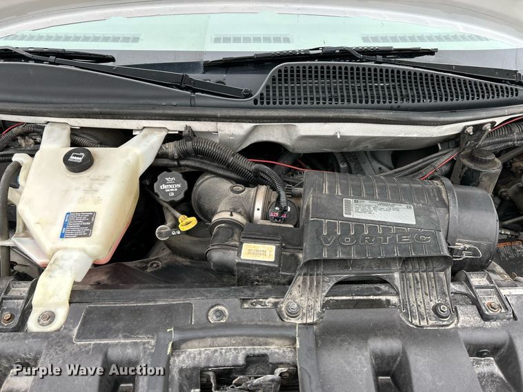 image for item NE9759 2014 Chevrolet Express 4500 box truck