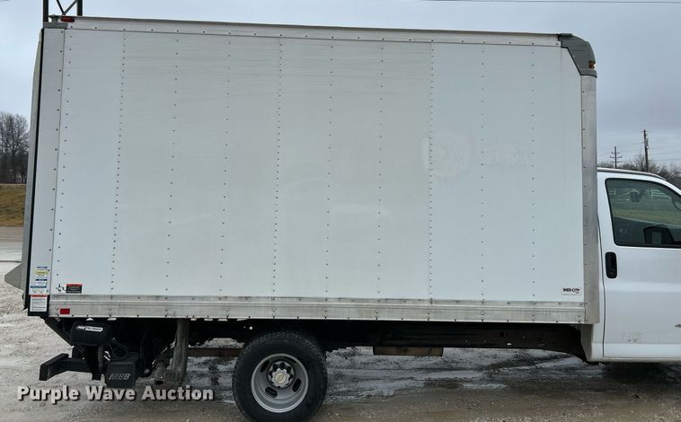 image for item NE9759 2014 Chevrolet Express 4500 box truck