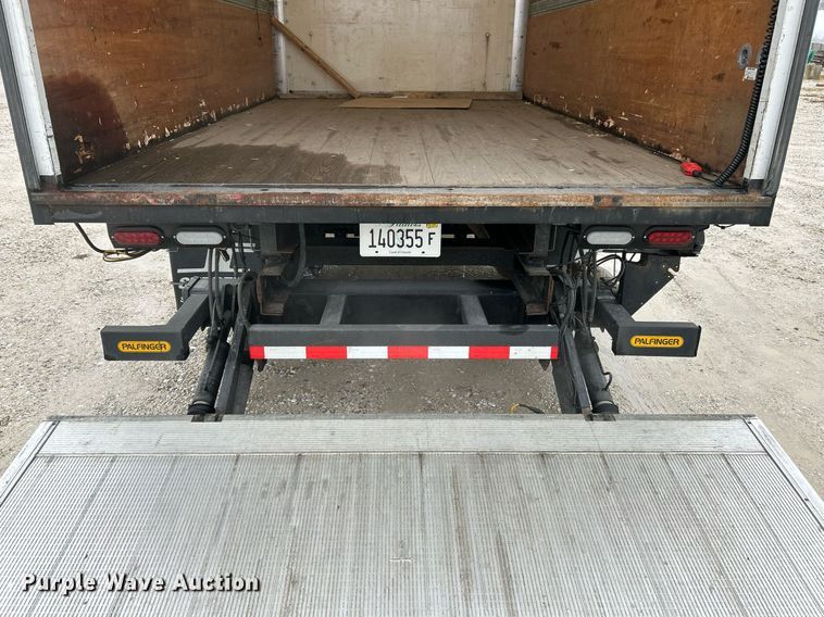 image for item NE9759 2014 Chevrolet Express 4500 box truck