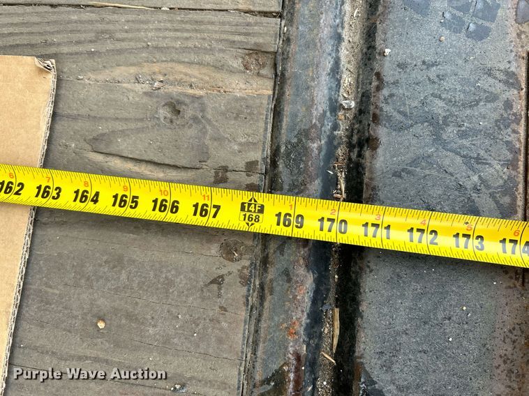 image for item NE9759 2014 Chevrolet Express 4500 box truck