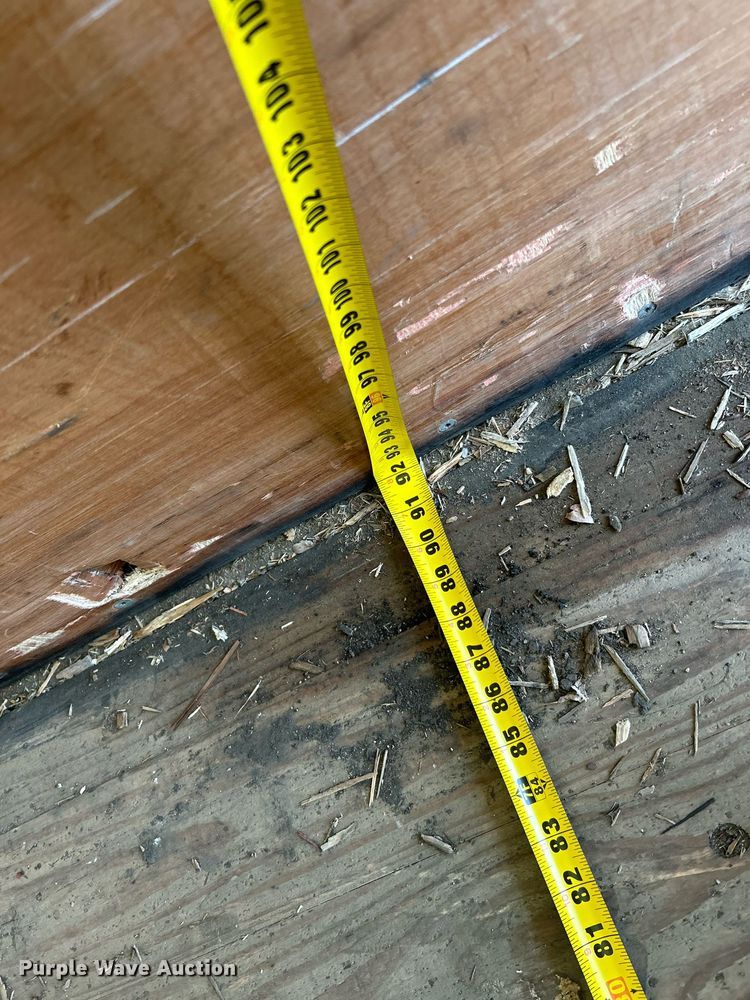 image for item NE9759 2014 Chevrolet Express 4500 box truck