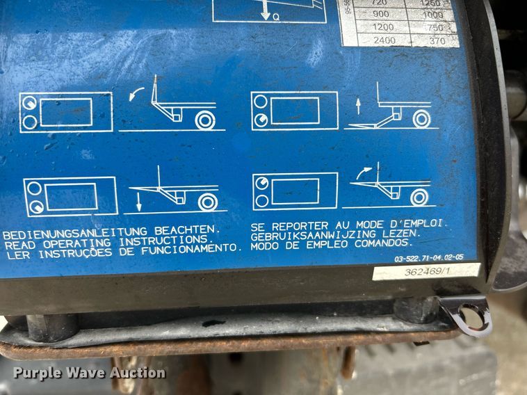 image for item NE9759 2014 Chevrolet Express 4500 box truck