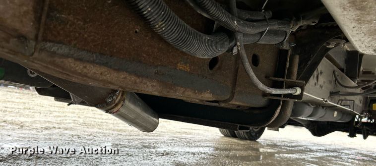 image for item NE9759 2014 Chevrolet Express 4500 box truck