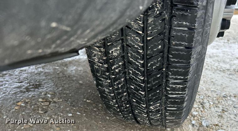 image for item NE9759 2014 Chevrolet Express 4500 box truck