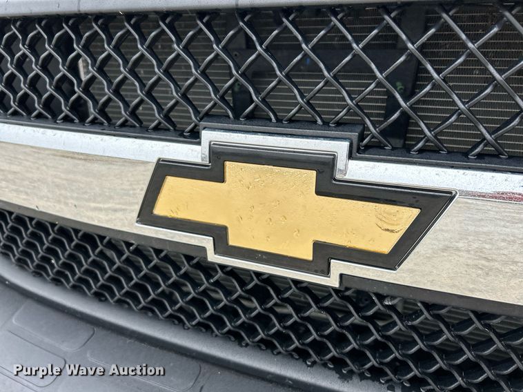 image for item NE9759 2014 Chevrolet Express 4500 box truck