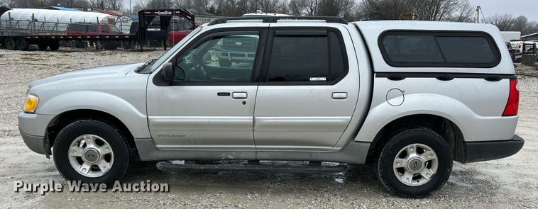 image for item NE9760 2002 Ford Explorer Sports Trac SUV