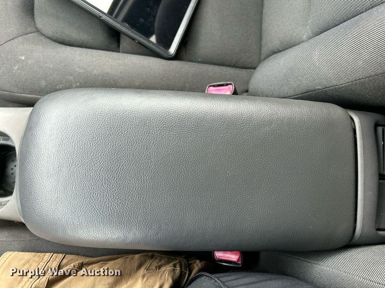 image for item NE9760 2002 Ford Explorer Sports Trac SUV