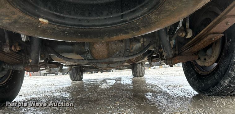 image for item NE9760 2002 Ford Explorer Sports Trac SUV