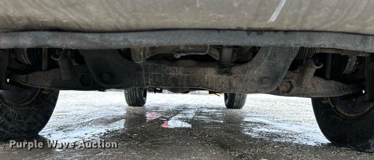 image for item NE9760 2002 Ford Explorer Sports Trac SUV