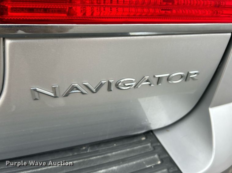 image for item NE9764 2012 Lincoln  Navigator  SUV