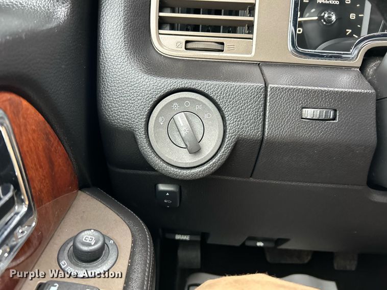 image for item NE9764 2012 Lincoln  Navigator  SUV