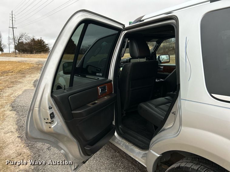 image for item NE9764 2012 Lincoln  Navigator  SUV