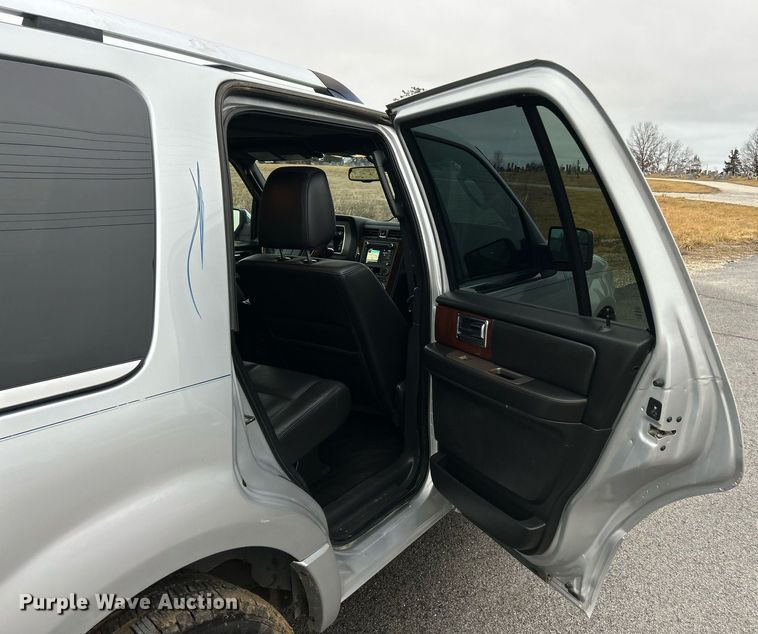 image for item NE9764 2012 Lincoln  Navigator  SUV