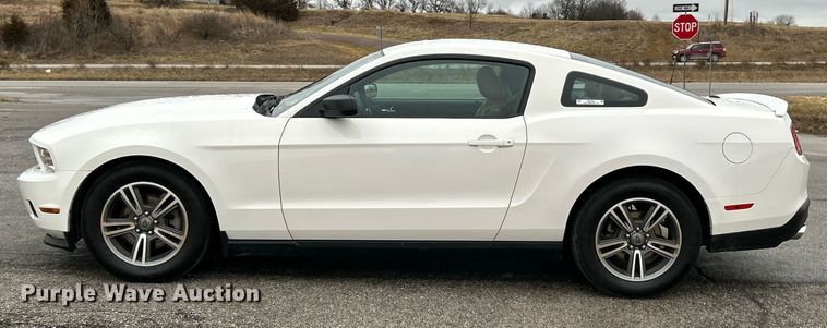 image for item NE9765 2012 Ford Mustang  