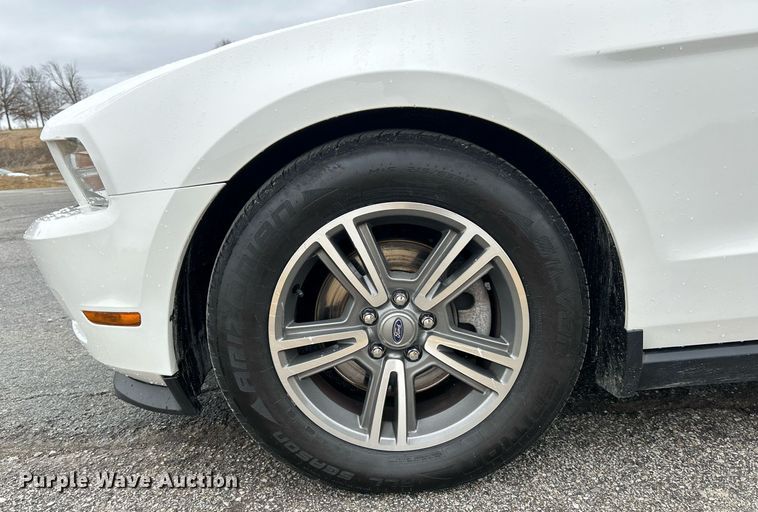 image for item NE9765 2012 Ford Mustang  