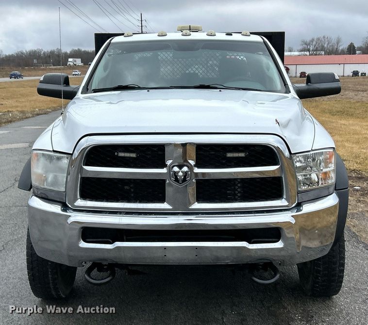 image for item NE9766 2014 Dodge  Ram 4500 Crew Cab flatbed truck