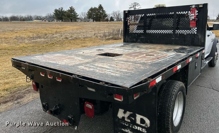 image for item NE9766 2014 Dodge  Ram 4500 Crew Cab flatbed truck