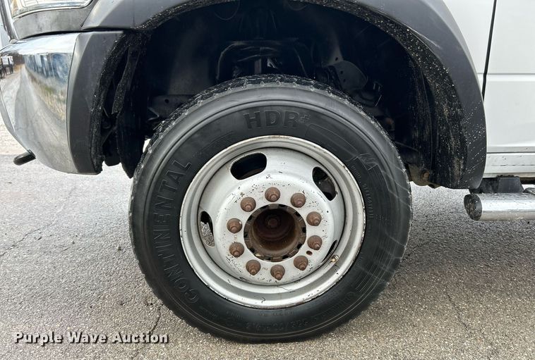 image for item NE9766 2014 Dodge  Ram 4500 Crew Cab flatbed truck