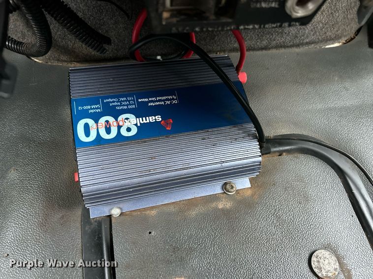 image for item NE9772 2010 Freightliner Business Class M2 crew cab utility / service truck