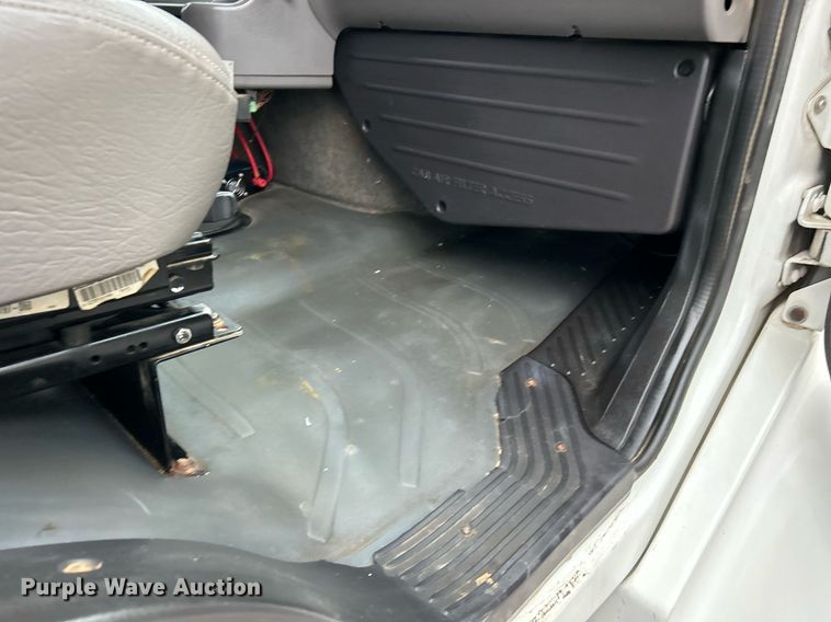 image for item NE9772 2010 Freightliner Business Class M2 crew cab utility / service truck