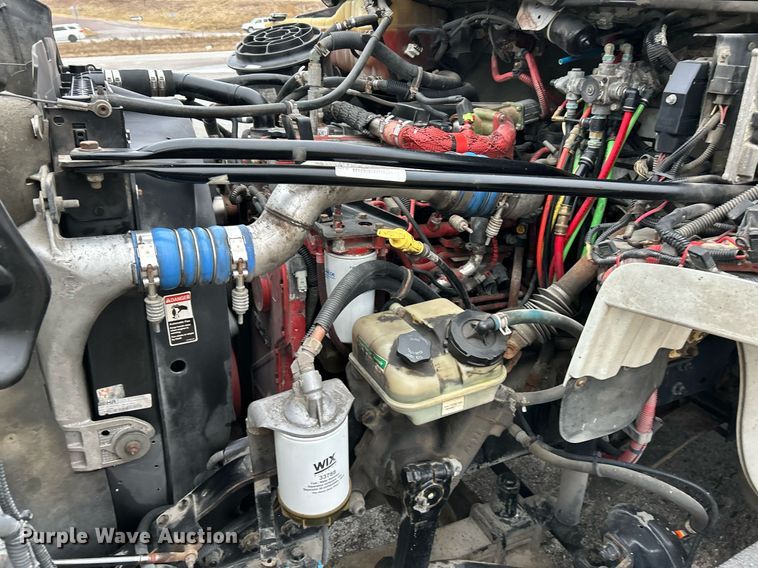 image for item NE9772 2010 Freightliner Business Class M2 crew cab utility / service truck