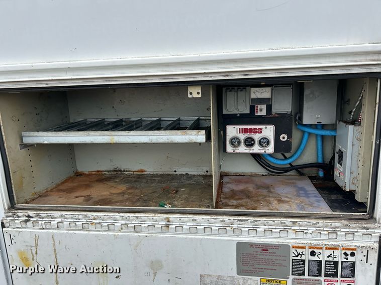 image for item NE9772 2010 Freightliner Business Class M2 crew cab utility / service truck