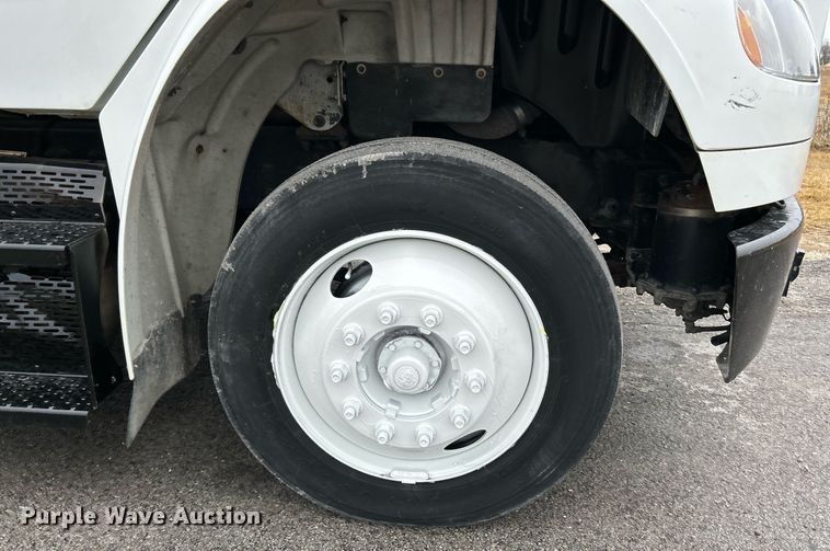 image for item NE9772 2010 Freightliner Business Class M2 crew cab utility / service truck