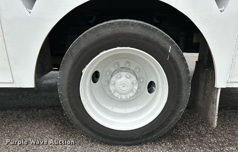 image for item NE9772 2010 Freightliner Business Class M2 crew cab utility / service truck