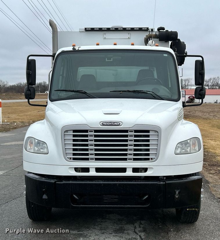 image for item NE9773 2012 Freightliner Business Class M2 utility / service truck