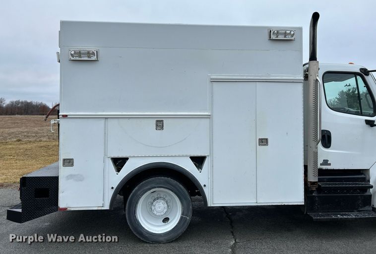 image for item NE9773 2012 Freightliner Business Class M2 utility / service truck