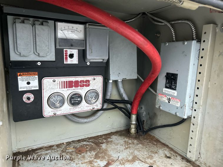 image for item NE9773 2012 Freightliner Business Class M2 utility / service truck