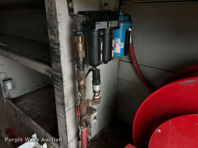 image for item NE9773 2012 Freightliner Business Class M2 utility / service truck