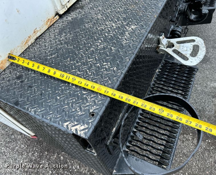 image for item NE9773 2012 Freightliner Business Class M2 utility / service truck