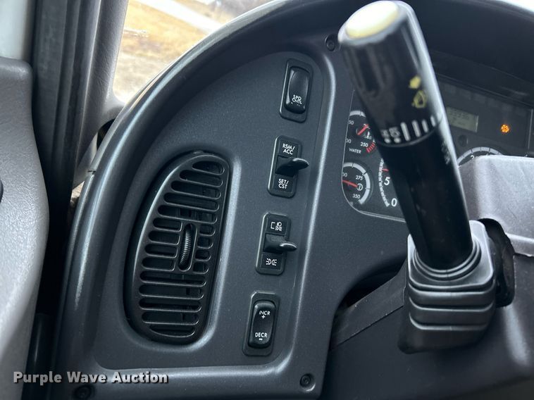 image for item NE9773 2012 Freightliner Business Class M2 utility / service truck