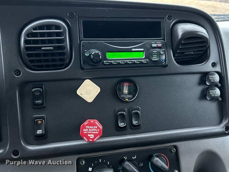 image for item NE9773 2012 Freightliner Business Class M2 utility / service truck